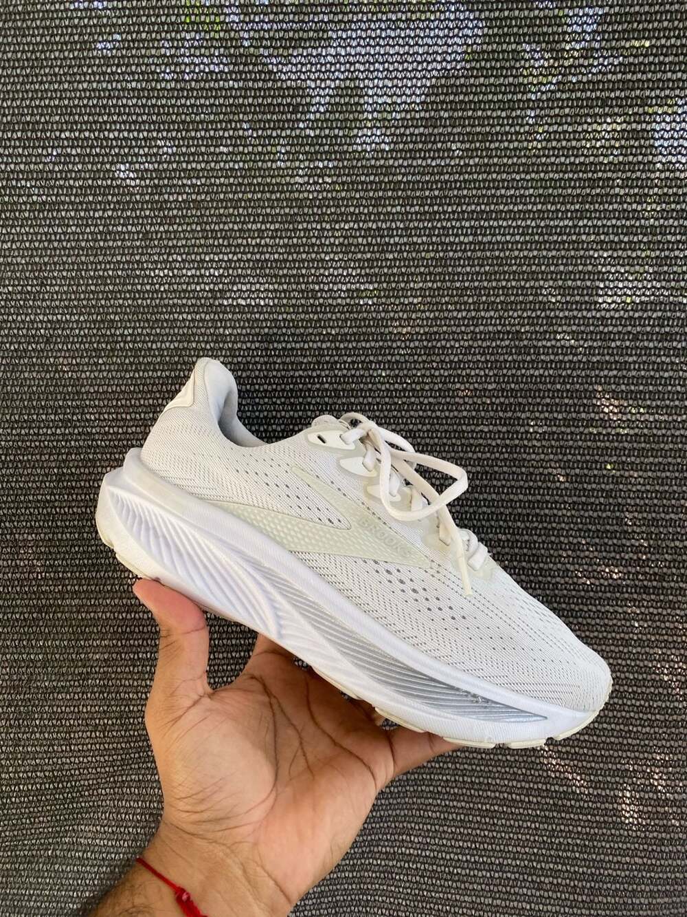 Brooks Ghost 17 White Running Shoes